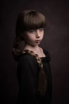 年轻球迷挥舞手机参与a8体育互动